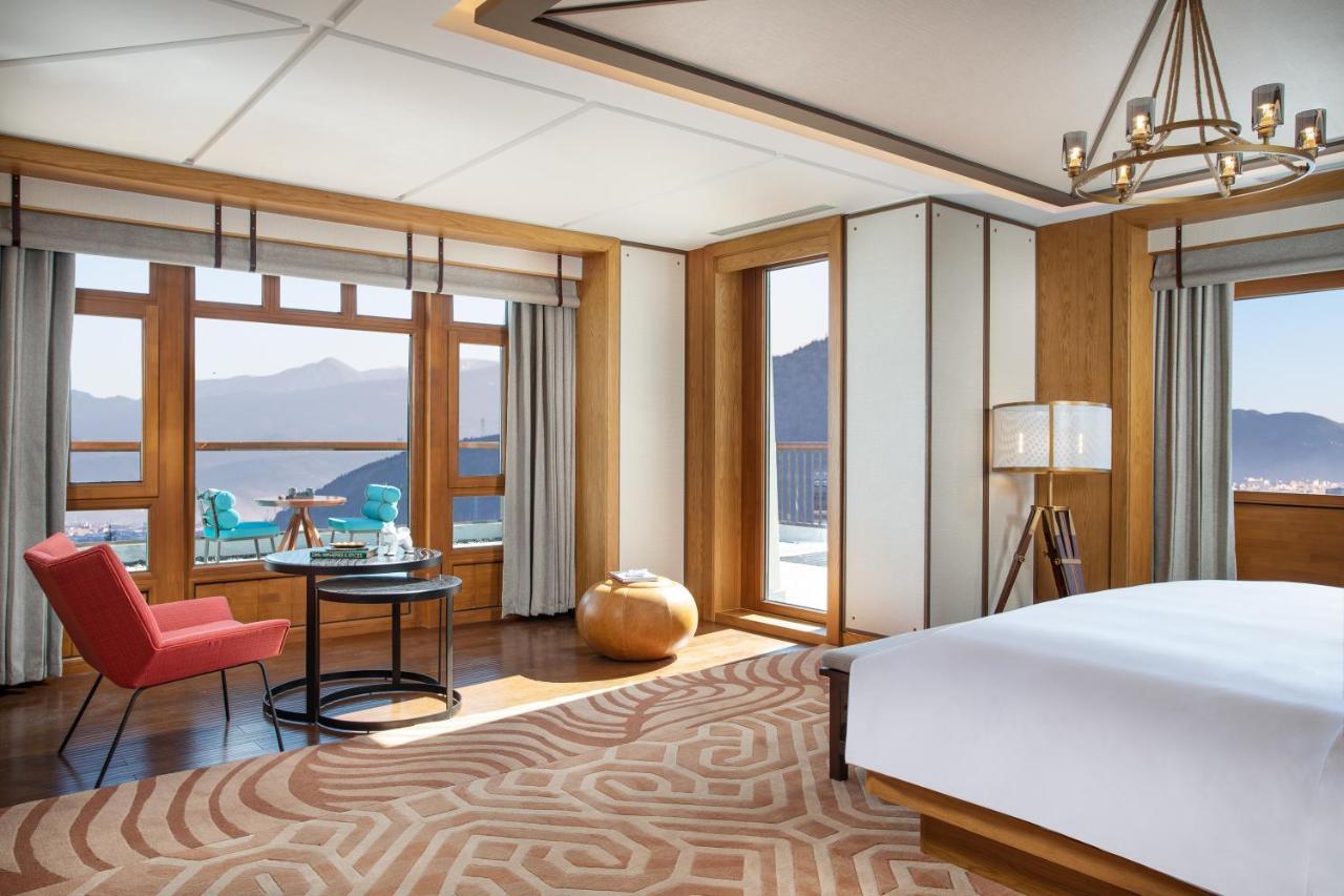 Hotel Indigo Diqing Moonlight City By Ihg Shangri-La Ngoại thất bức ảnh